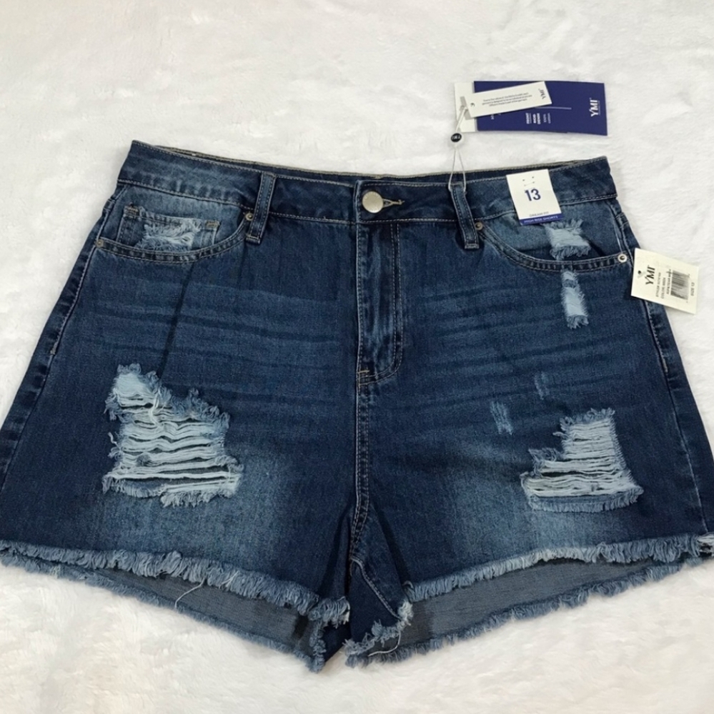 NWT YMI dream jean medium wash distressed short 13